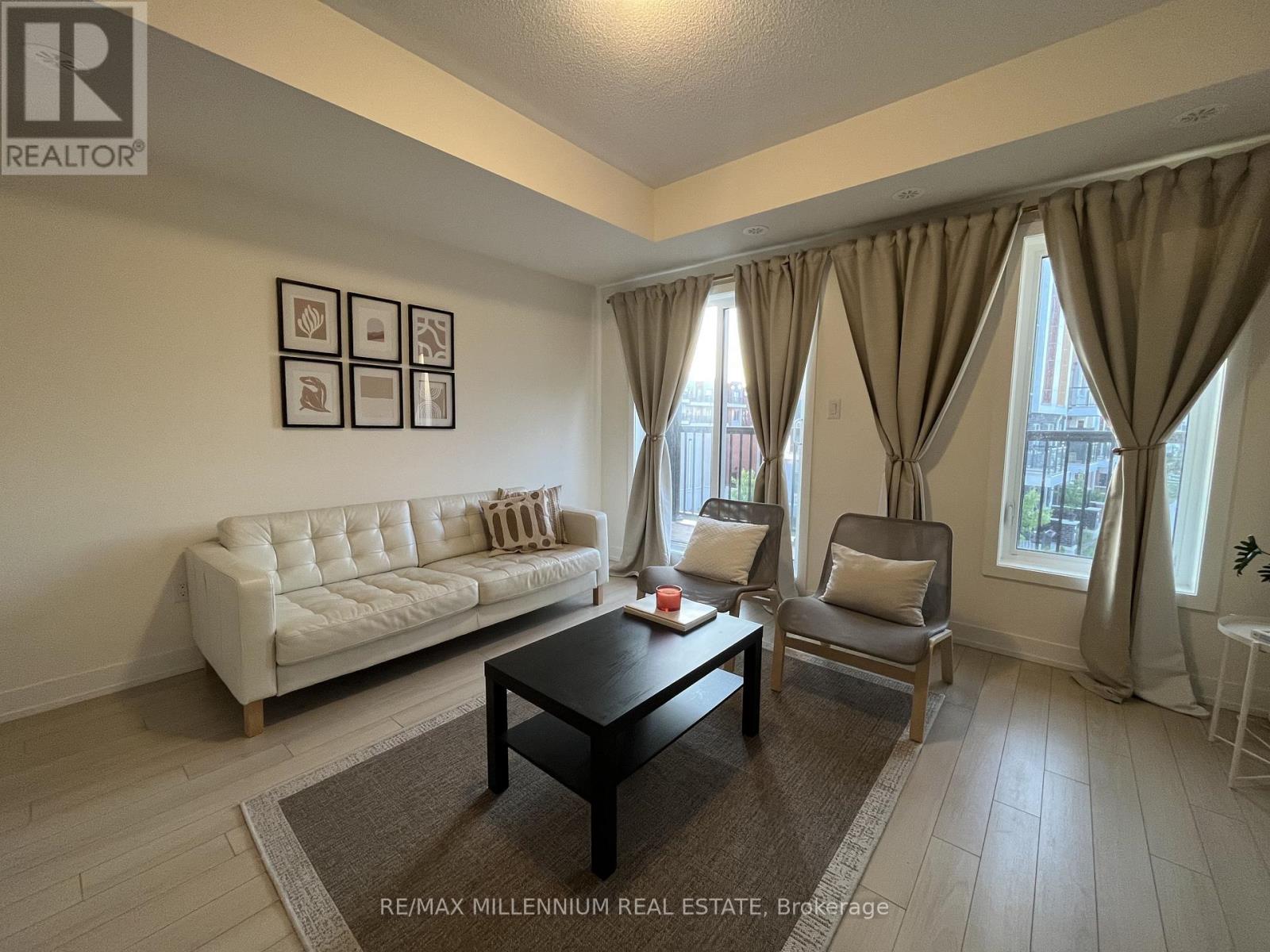 Townhouse at 19 - 39 JOHN PERKINS BULL DRIVE, Toronto (Downsview-Roding-CFB)