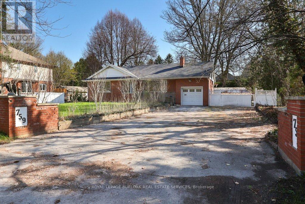 Detached at 759 KING ROAD, Burlington (LaSalle)
