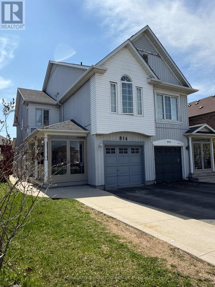 Semi-Detached/Link at 814 GOLDEN FARMER WAY, Mississauga (Meadowvale Village)