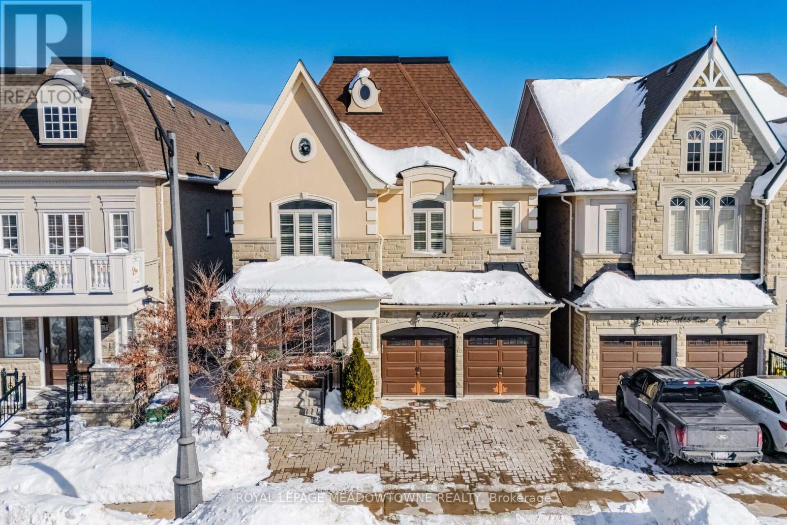 Detached at 5221 ADOBE COURT, Mississauga (Churchill Meadows)