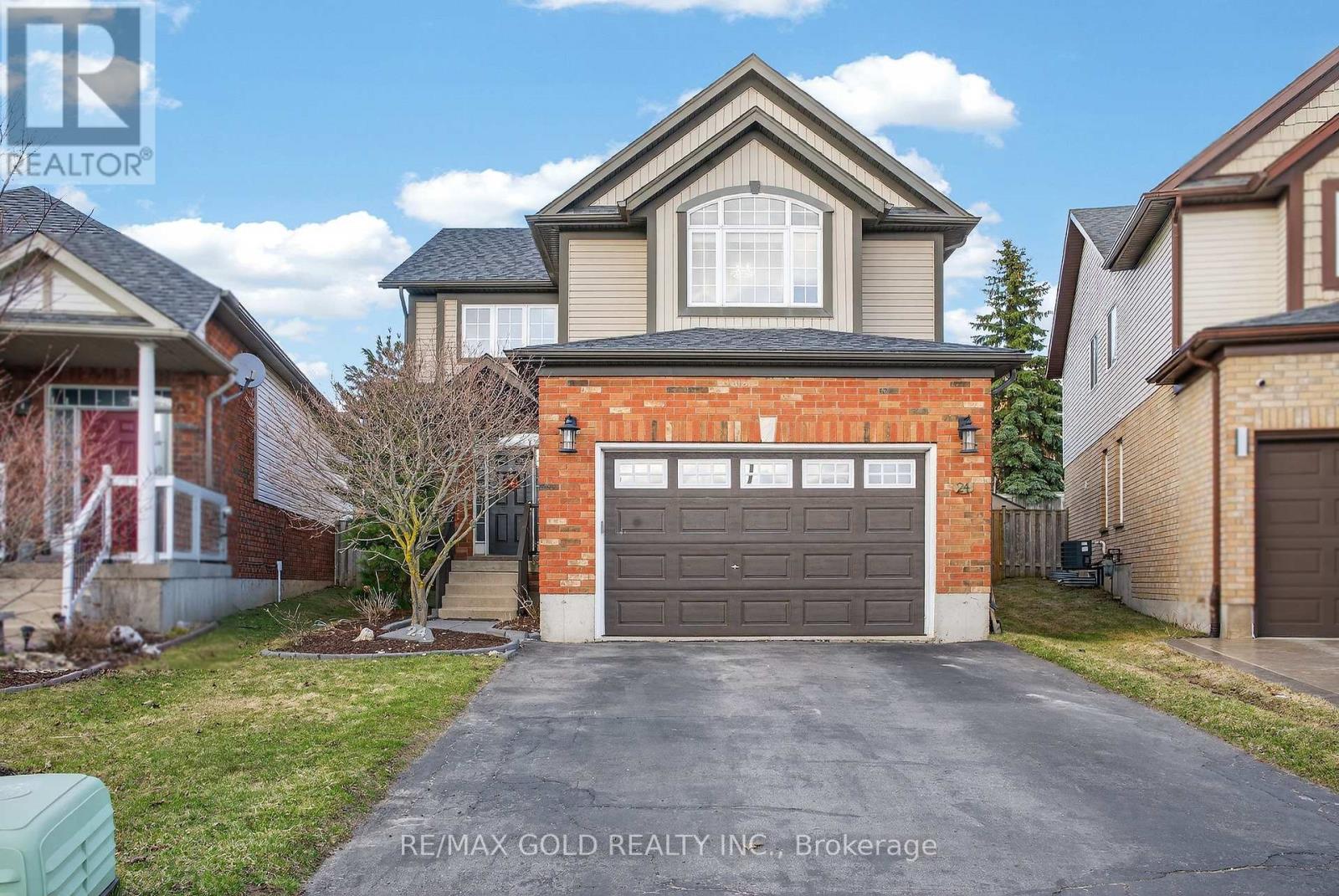 Detached at 24 MURRAY COURT, Orangeville