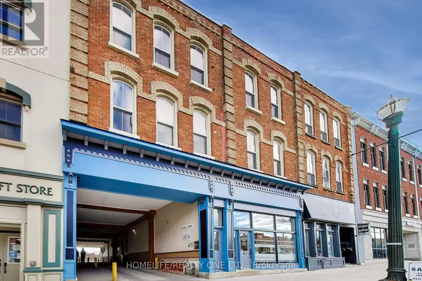 Apartment at 3 - 166 BROADWAY, Orangeville
