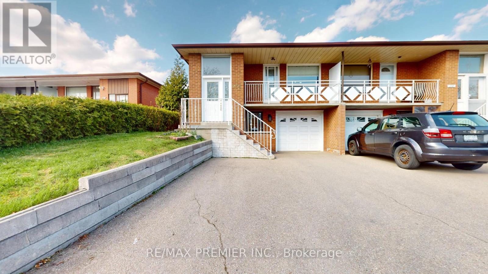 Semi-Detached/Link at 258 GRANDRAVINE DRIVE, Toronto (Glenfield-Jane Heights)