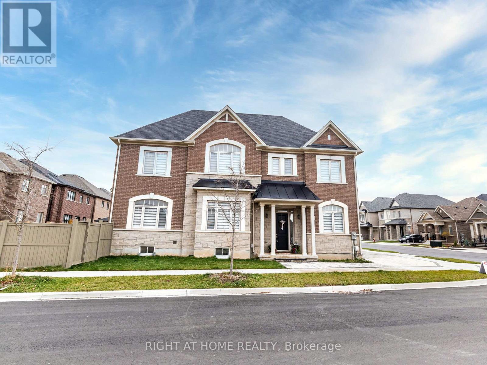 Detached at 95 VIVA GARDENS, Oakville (GO Glenorchy)