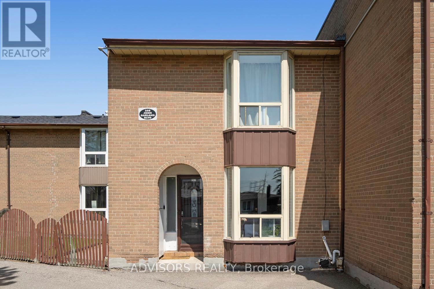 Townhouse at 247 - 258 JOHN GARLAND BOULEVARD, Toronto (West Humber-Clairville)