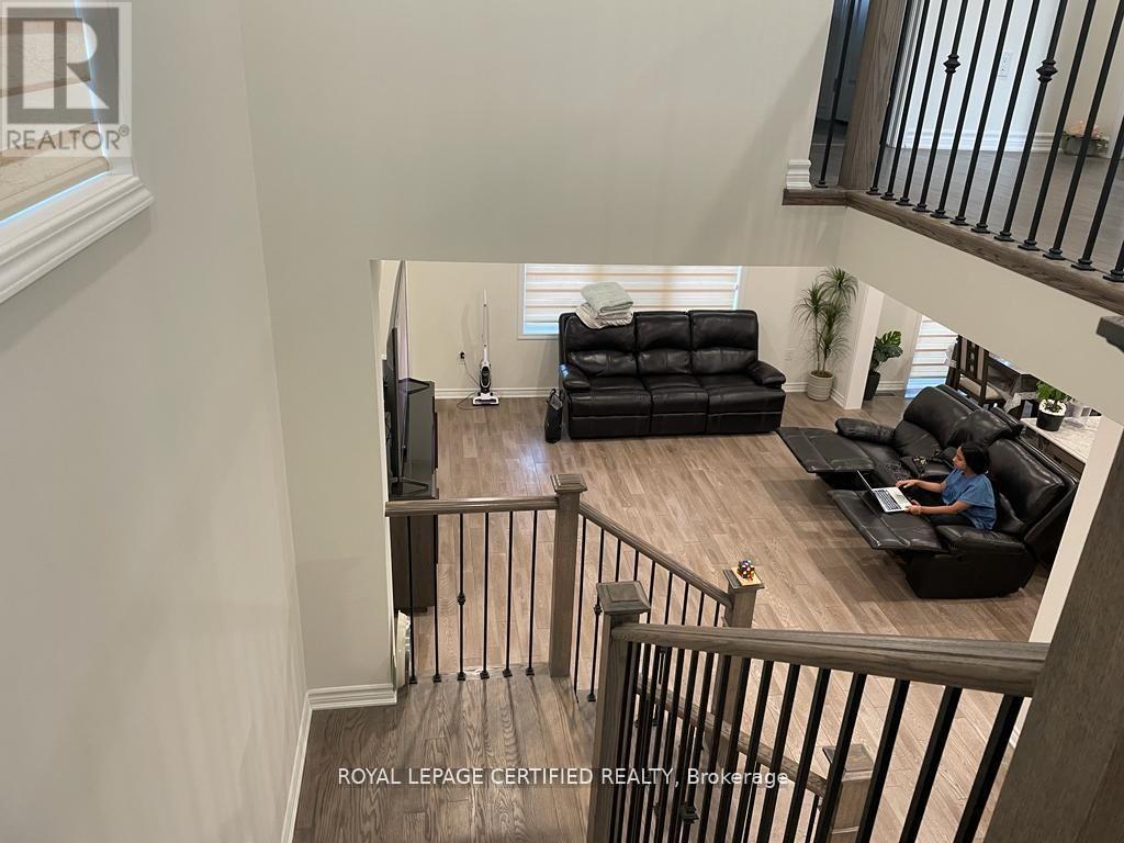Detached at 9 AFFUSION ROAD E, Brampton
