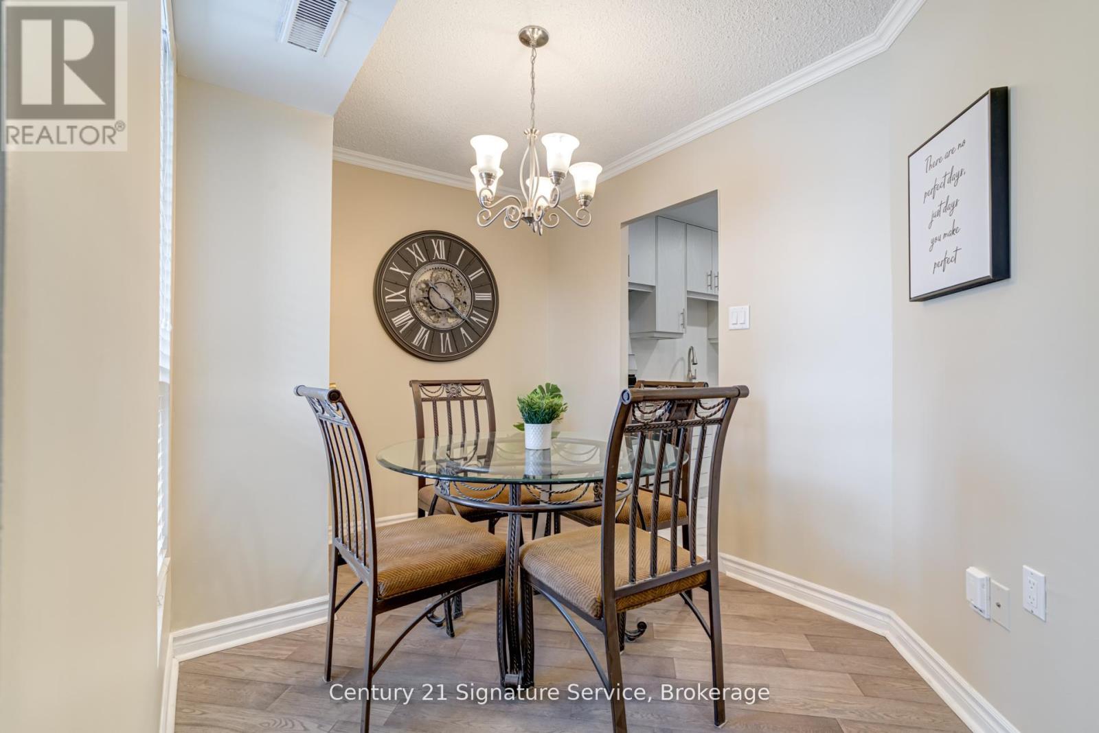 Apartment at 15 - 2001 BONNYMEDE DRIVE, Mississauga