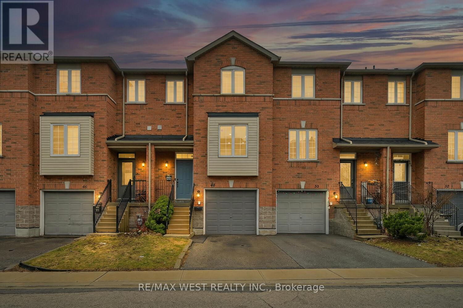 Townhouse at 48 - 120 RAILROAD STREET, Brampton (Downtown Brampton)