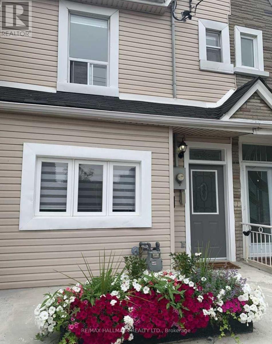 Townhouse at 16 BROCK AVENUE, Toronto (Roncesvalles)