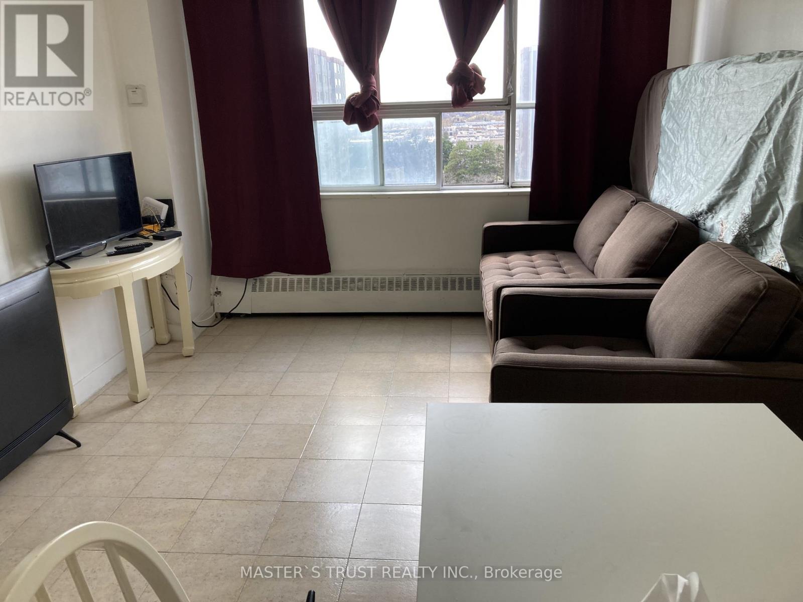 Apartment at 908 - 940 CALEDONIA ROAD, Toronto (Yorkdale-Glen Park)