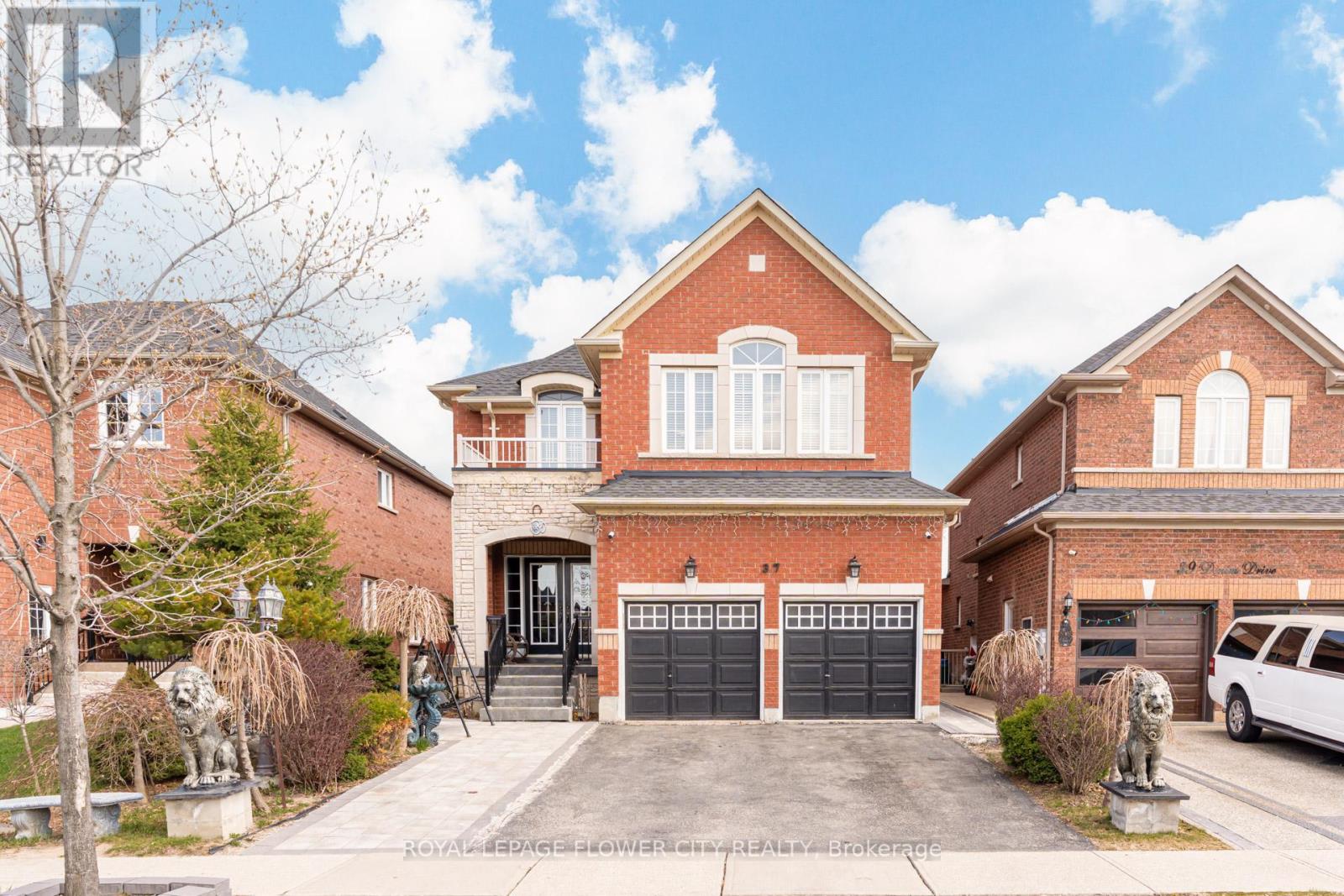 Detached at 37 DENIM DRIVE, Brampton (Bram East)