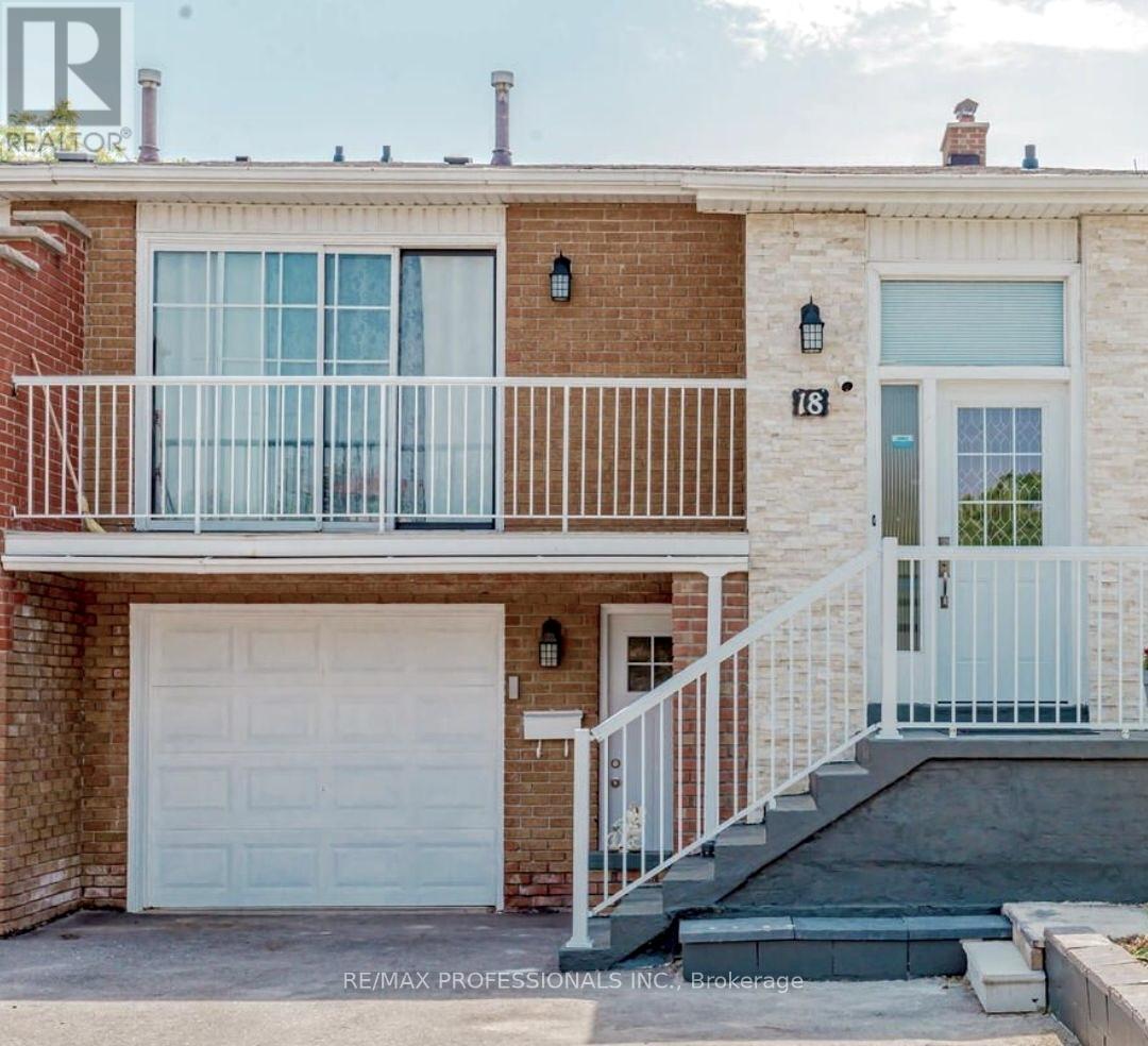 Semi-Detached/Link at UPPER - 18 HOCKLEY PATH, Brampton (Madoc)