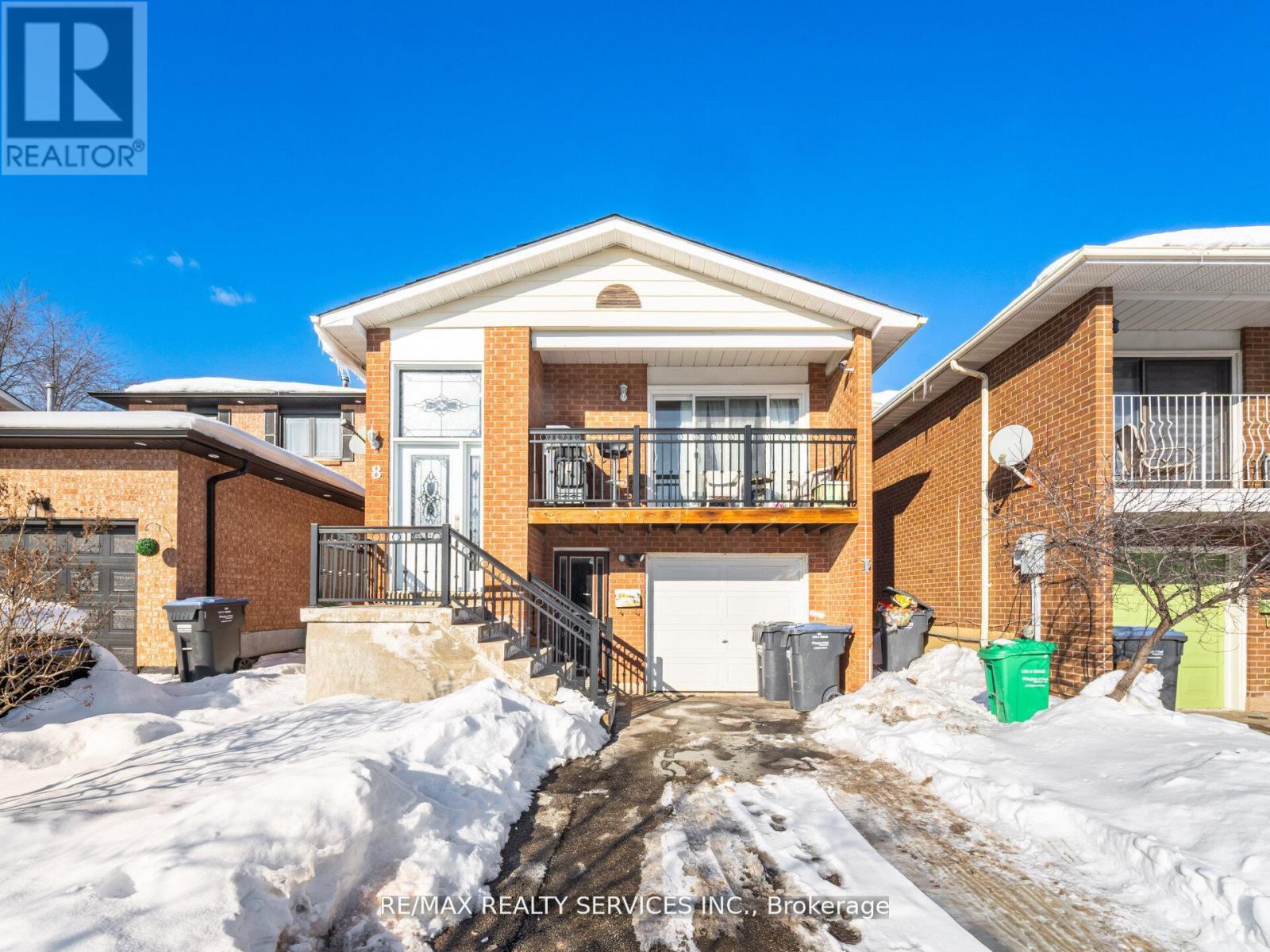 Detached at LOWER - 8 DEERPARK CRESCENT S, Brampton (Brampton West)