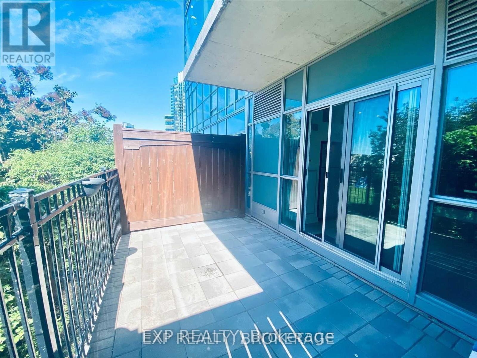 Apartment at 423 - 165 LEGION ROAD, Toronto (Mimico)