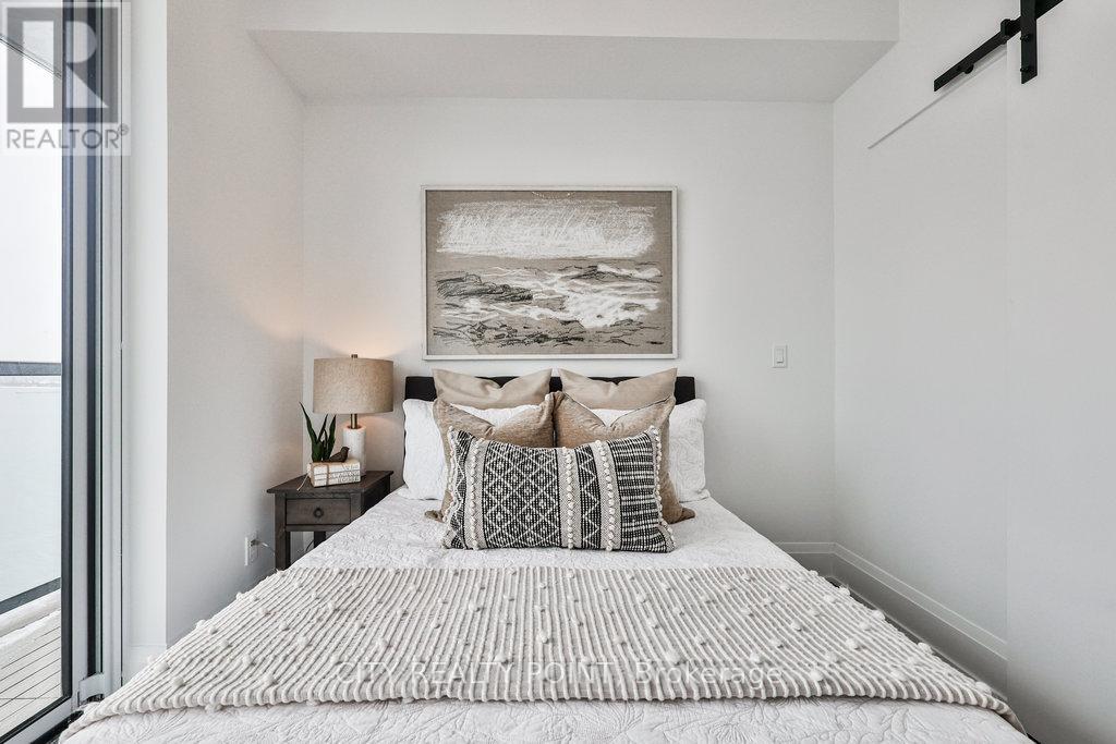 Apartment at 2204 - 370 MARTHA STREET, Burlington