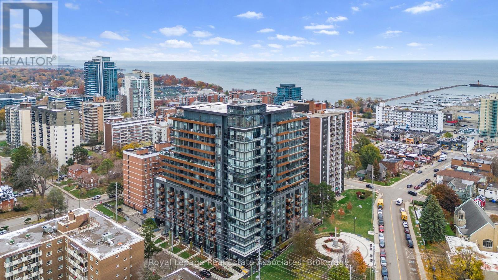 Apartment at 805 - 21 PARK STREET E, Mississauga (Port Credit)