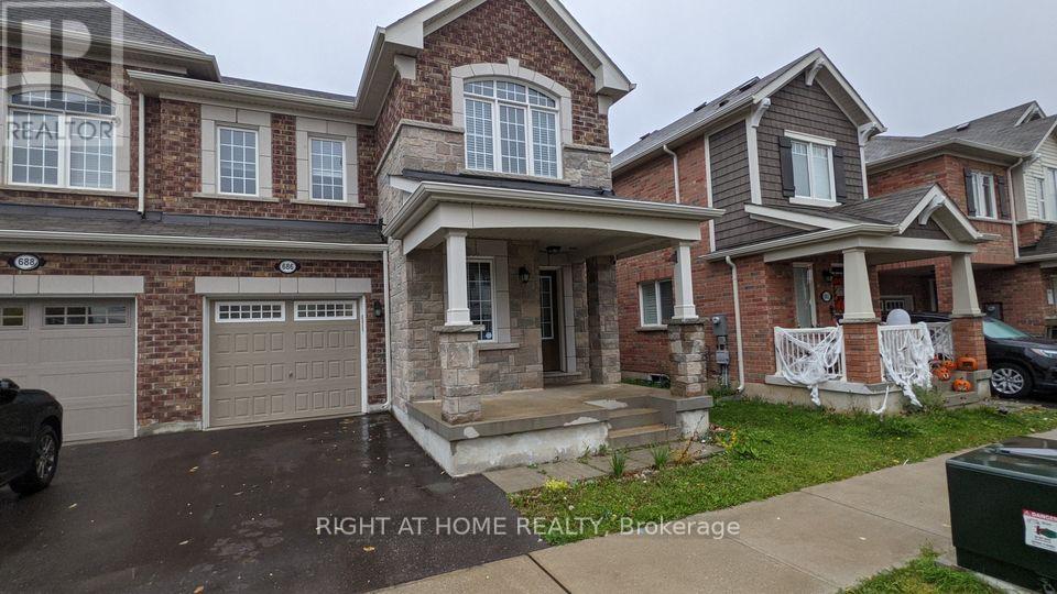 Townhouse at 686 LAKING TERRACE, Milton (CL Clarke)
