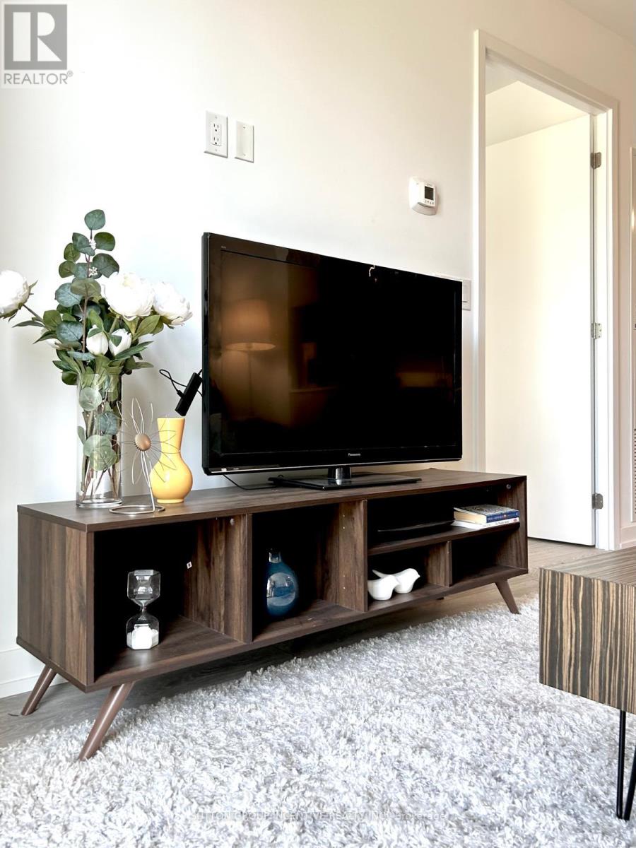 Apartment at 126 - 11 MARYPORT AVENUE, Toronto (Downsview-Roding-CFB)