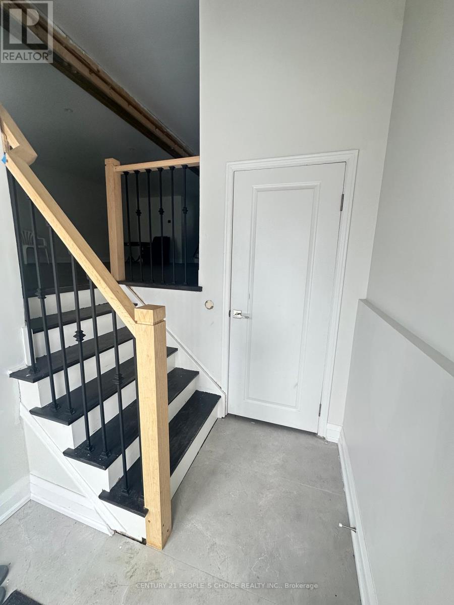 Semi-Detached/Link at UPPER - 82 JOHN LINDSAY COURT, Toronto (Glenfield-Jane Heights)