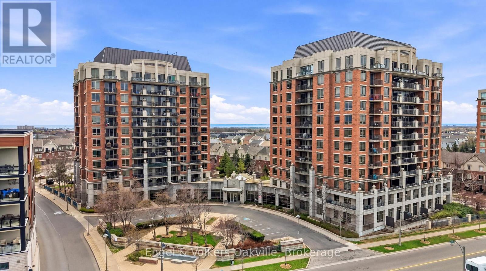 Apartment at 601 - 2379 CENTRAL PARK DRIVE, Oakville (RO River Oaks)