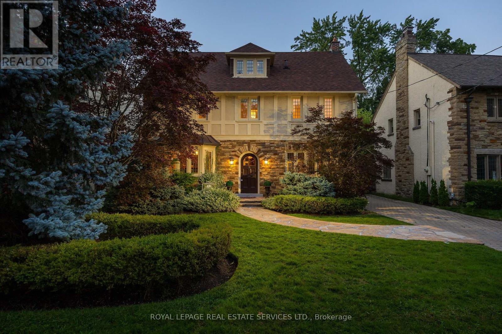 Detached at 95 THE KINGSWAY, Toronto (Kingsway South)