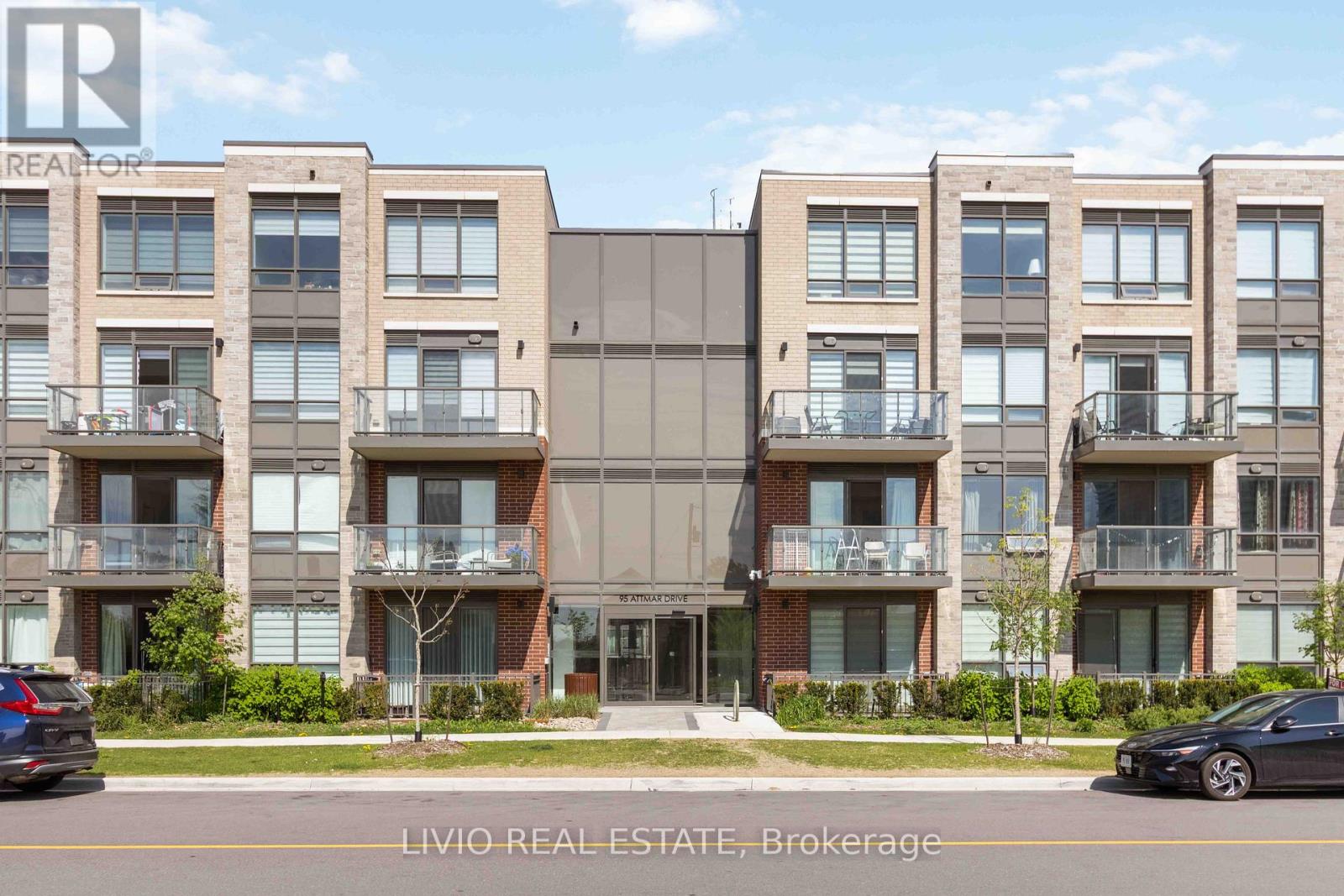 Townhouse at 206 - 95 ATTMAR DRIVE, Brampton (Bram East)