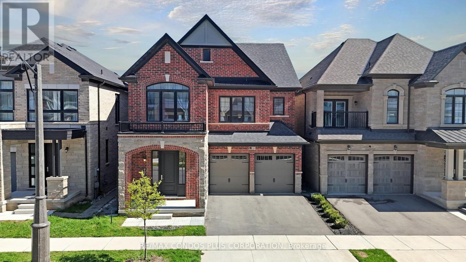 Detached at 1361 YELLOW ROSE CIRCLE, Oakville (GA Glen Abbey)