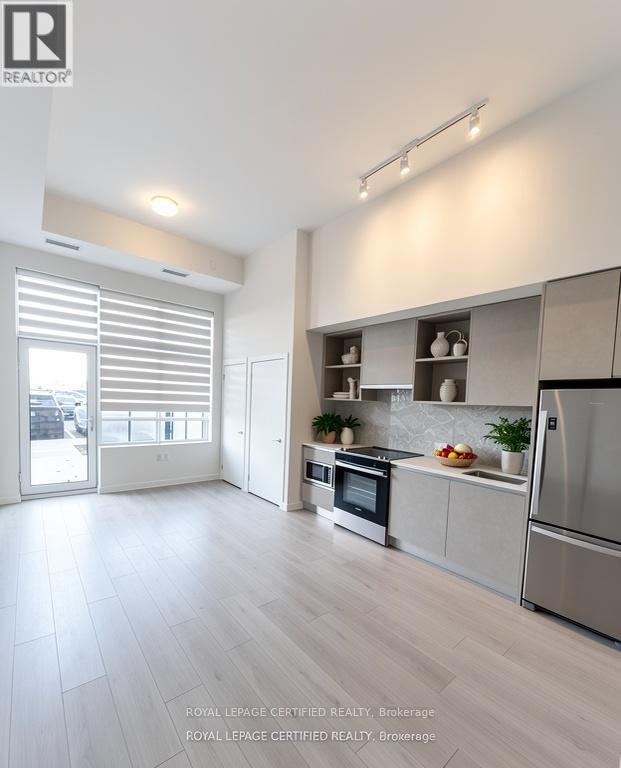 Apartment at 131 - 395 DUNDAS STREET, Oakville