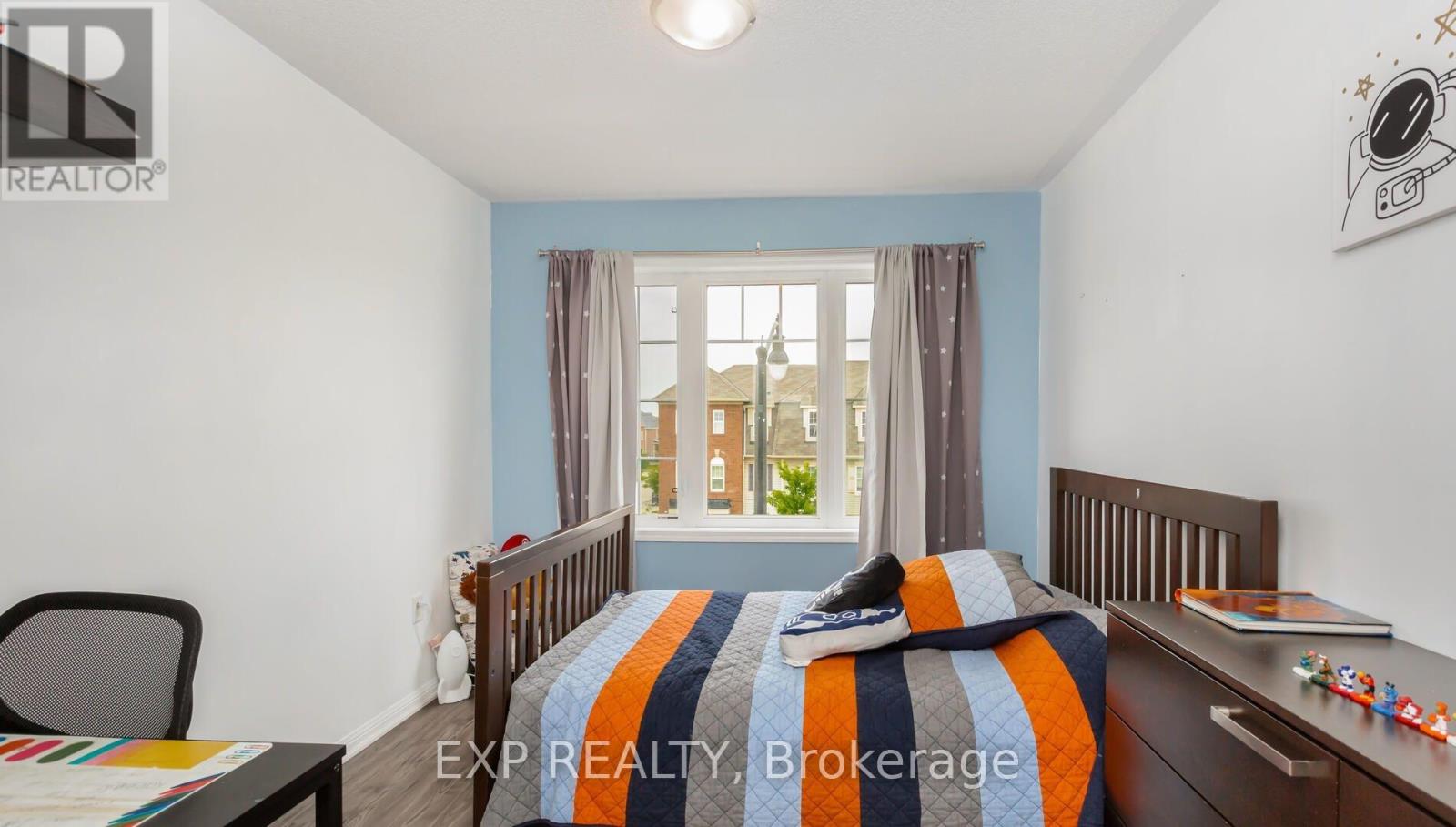 Townhouse at 102 BLEASDALE AVENUE, Brampton
