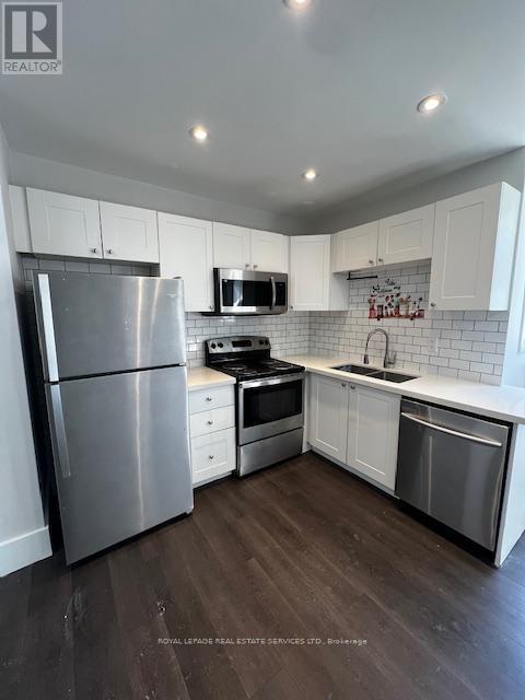 Multiplex at B - 2622 KEELE STREET W, Toronto (Maple Leaf)