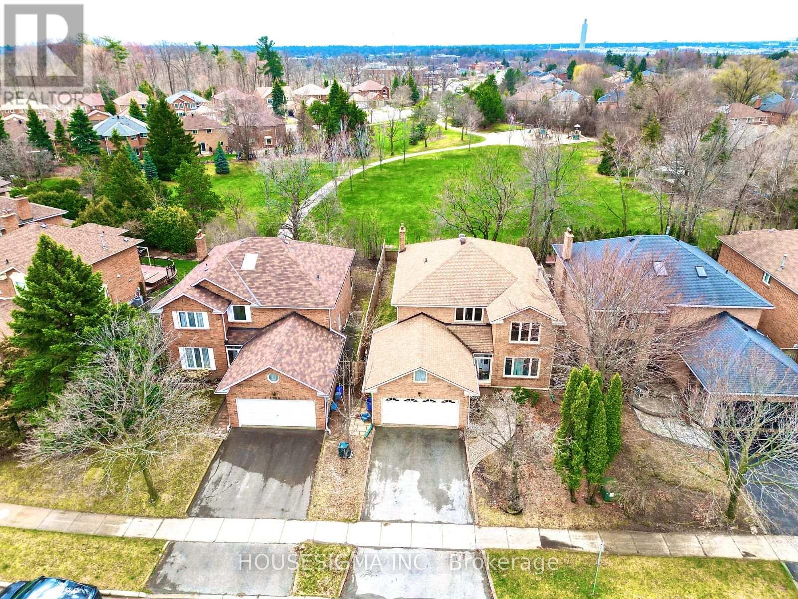 Detached at 1404 WILL SCARLETT DRIVE, Oakville (CV Clearview)