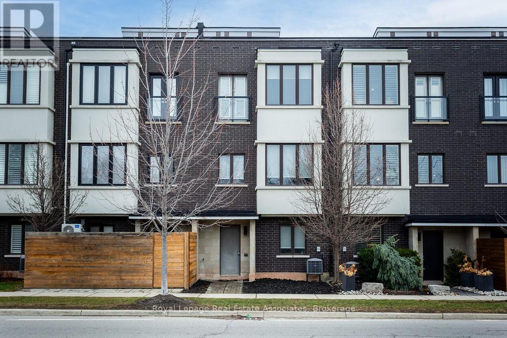 Townhouse at 228 VELLWOOD COMMON, Oakville