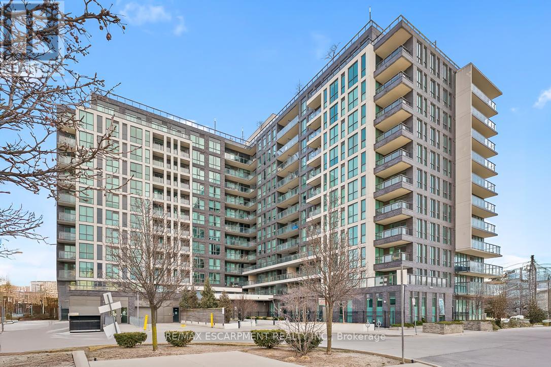 Apartment at 501 - 80 ESTHER LORRIE DRIVE, Toronto (West Humber-Clairville)