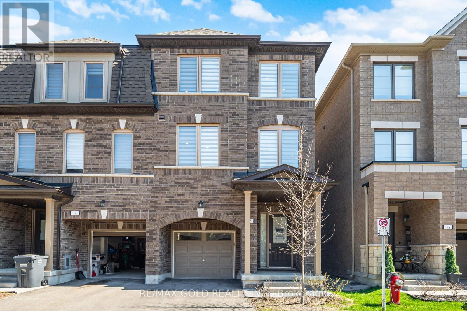 Townhouse at 13 LAVINIA ROAD, Brampton (Bram East)