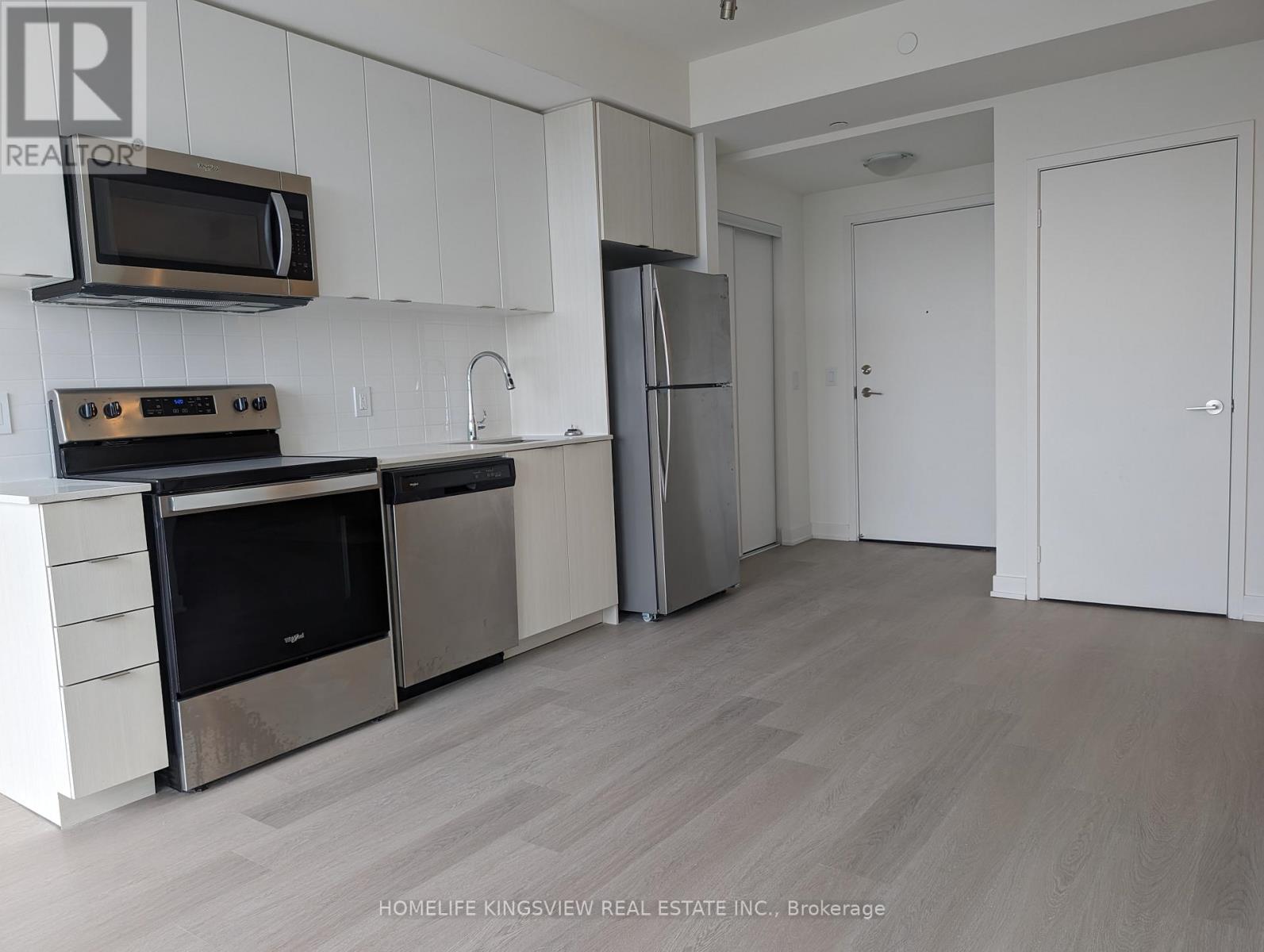 Apartment at 910 - 859 THE QUEENSWAY, Toronto