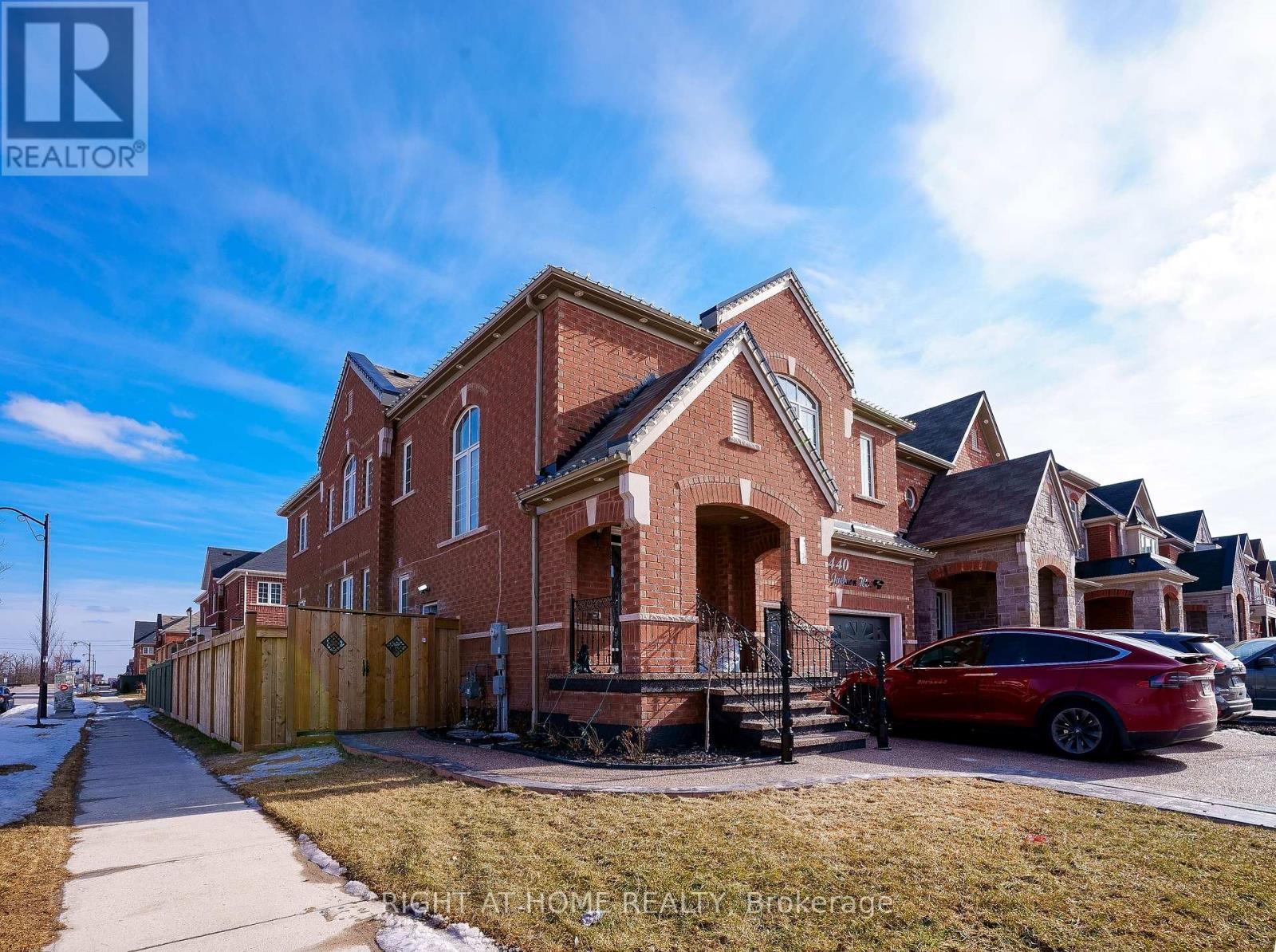 Detached at BSMT - 440 DOWNES JACKSON HEIGHTS, Milton (HA Harrison)