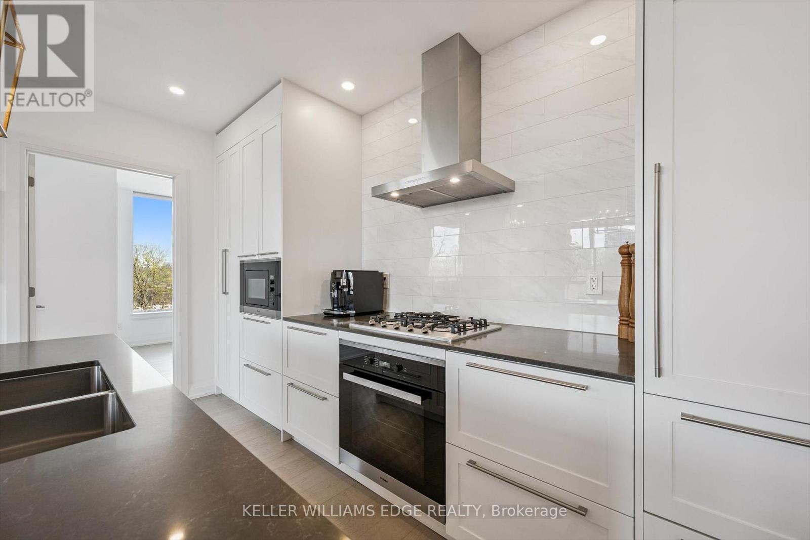 Apartment at 405 - 1441 ELGIN STREET, Burlington