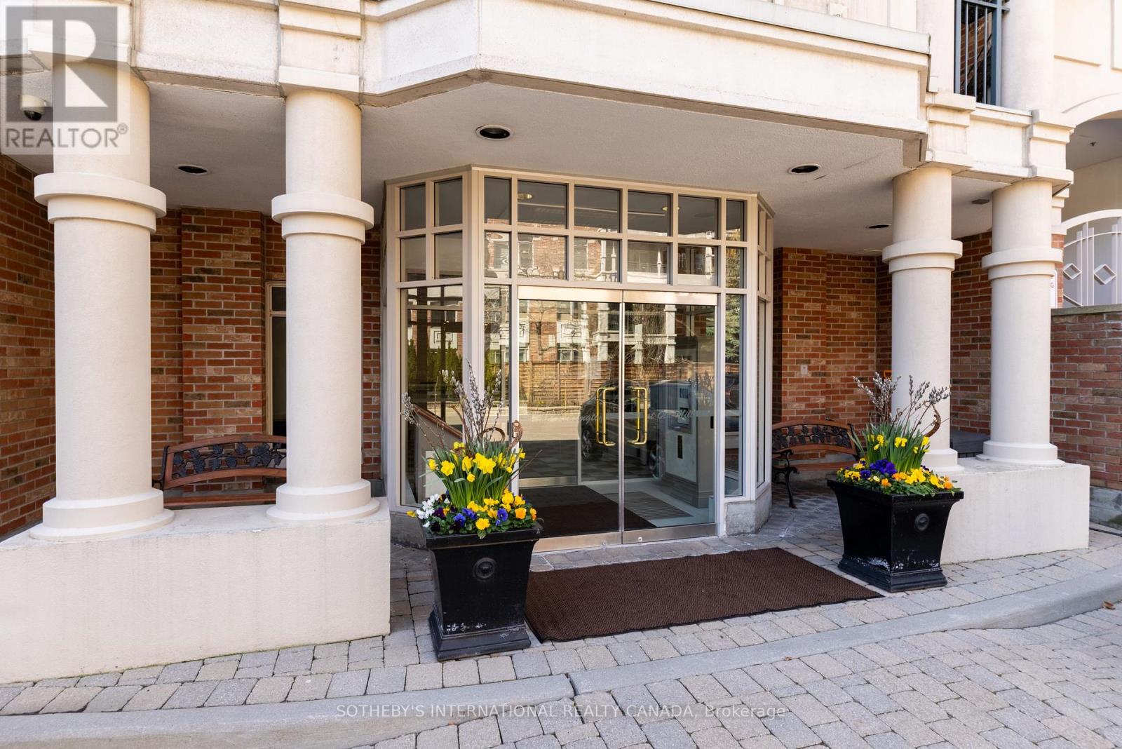 Apartment at PH08 - 10 OLD MILL TRAIL, Toronto (Kingsway South)