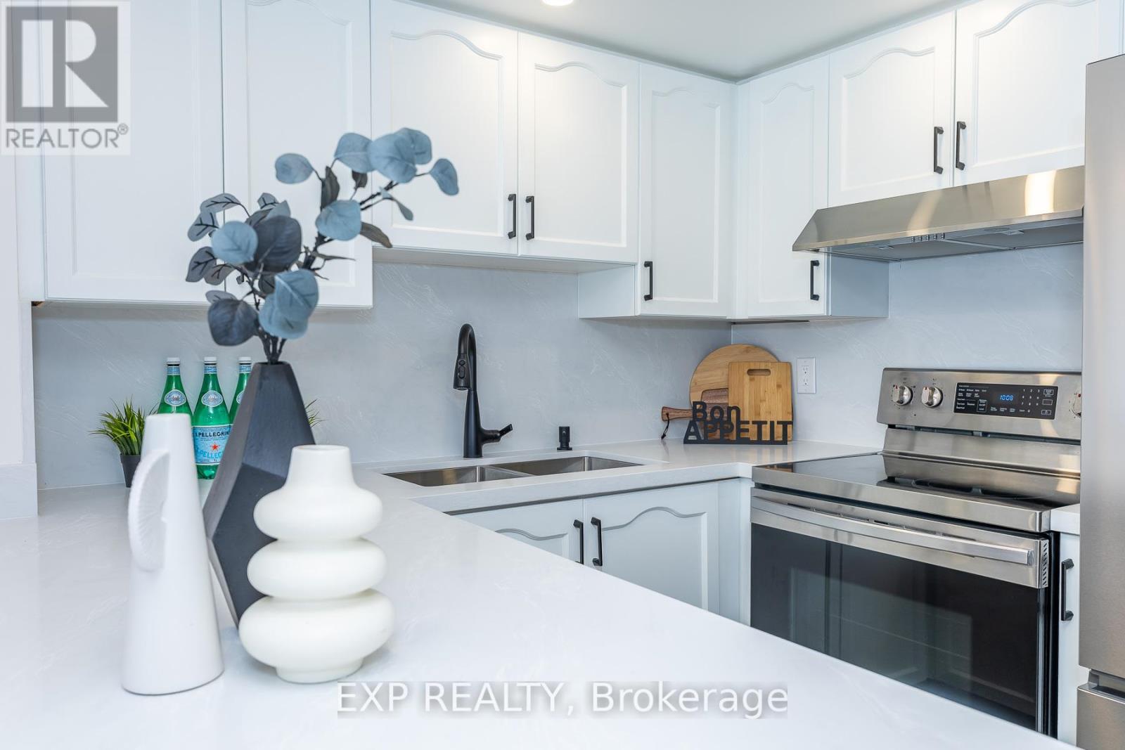 Townhouse at 2143 - 105 GEORGE APPLETON WAY, Toronto (Downsview-Roding-CFB)