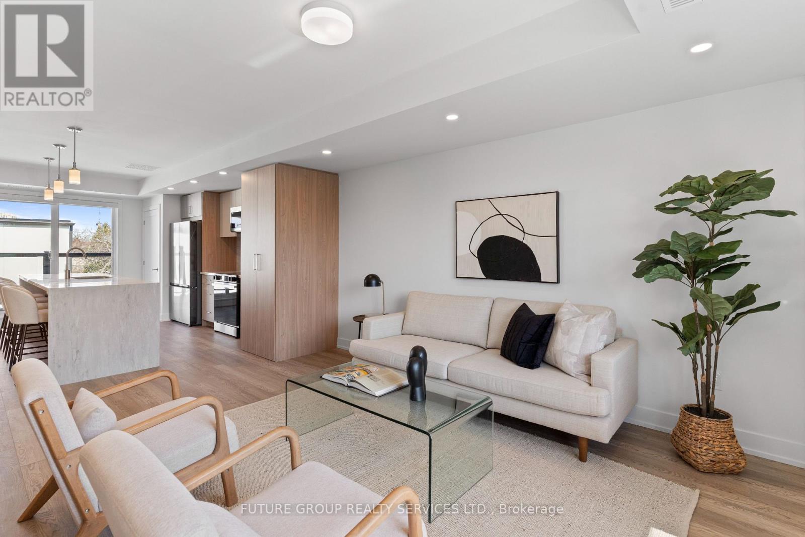 Detached at UNIT 4 - 15 ACORN AVENUE, Toronto (Islington-City Centre West)