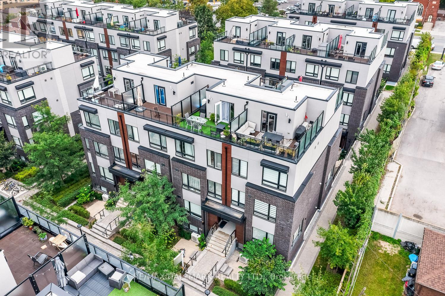 Townhouse at 306 - 1120 BRIAR HILL AVENUE, Toronto (Yorkdale-Glen Park)