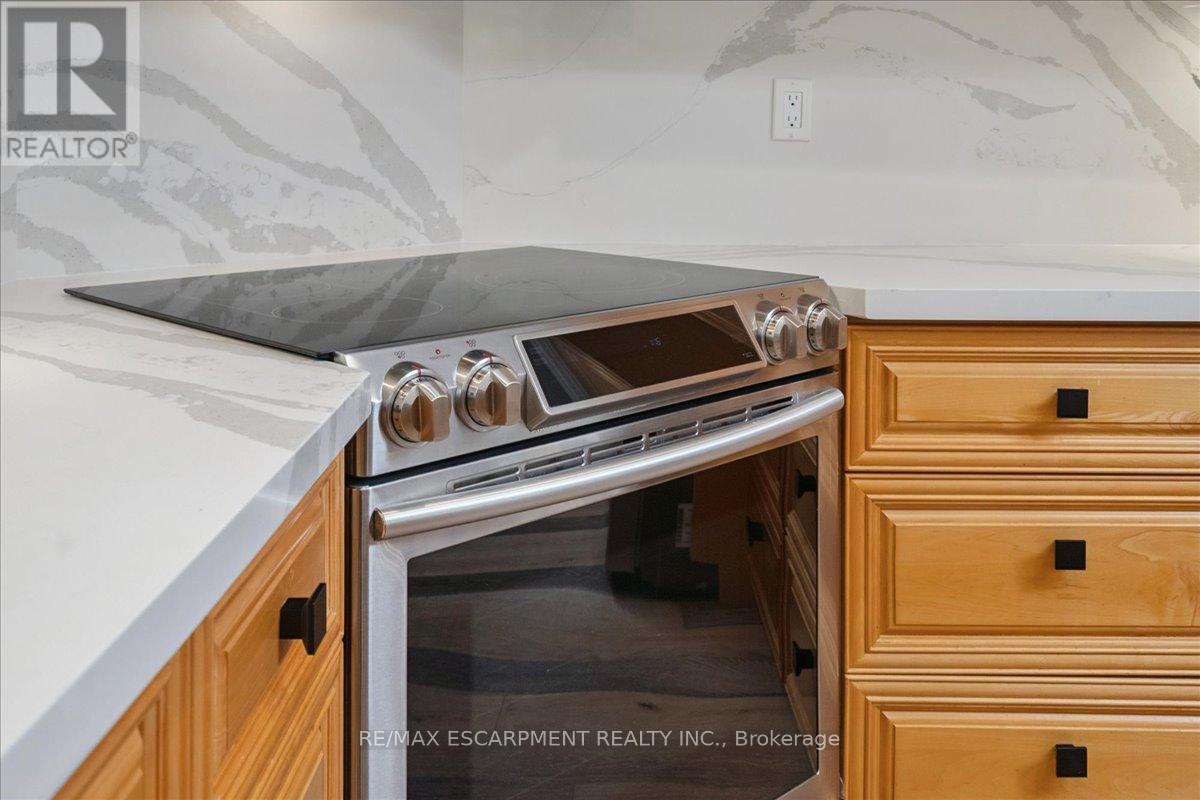Detached at 346 KINGSWAY PLACE, Milton