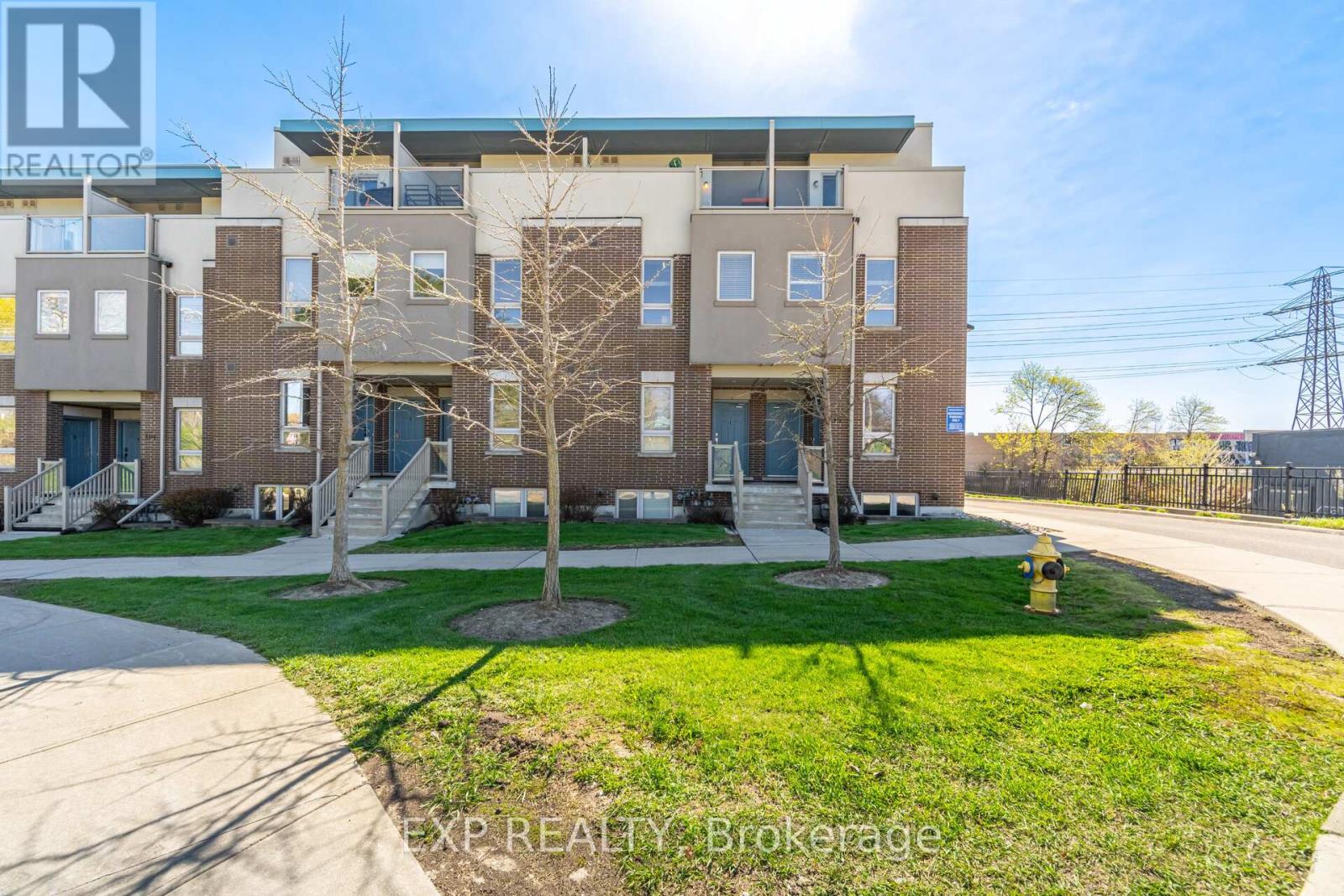 Townhouse at 1 - 114 CALEDONIA PARK ROAD, Toronto (Corso Italia-Davenport)