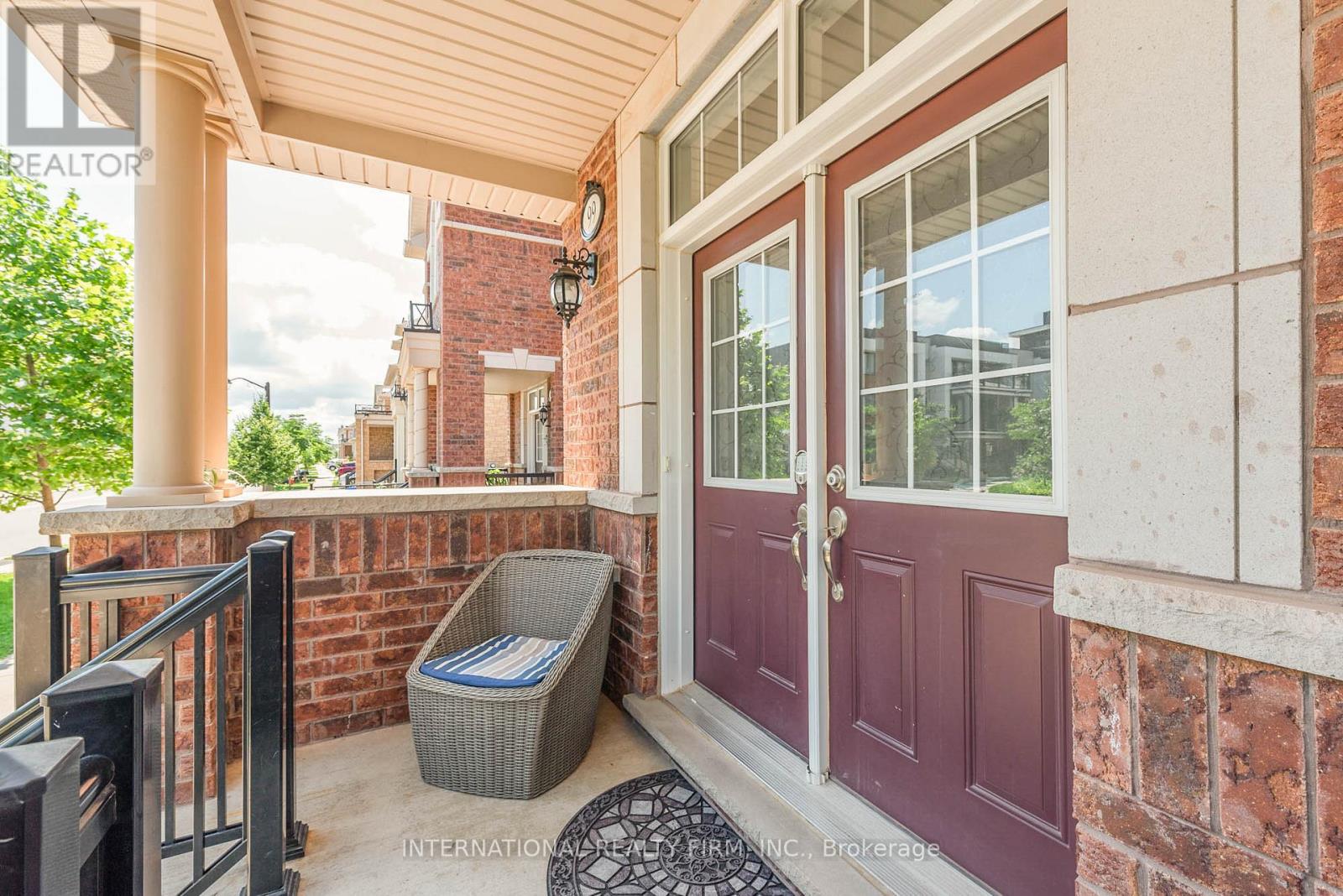 Townhouse at 99 HUGUENOT ROAD, Oakville (GO Glenorchy)