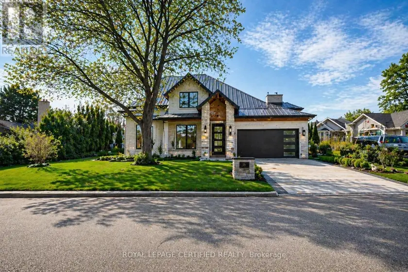 Detached at 1348 HOLLYROOD AVENUE, Mississauga (Mineola)