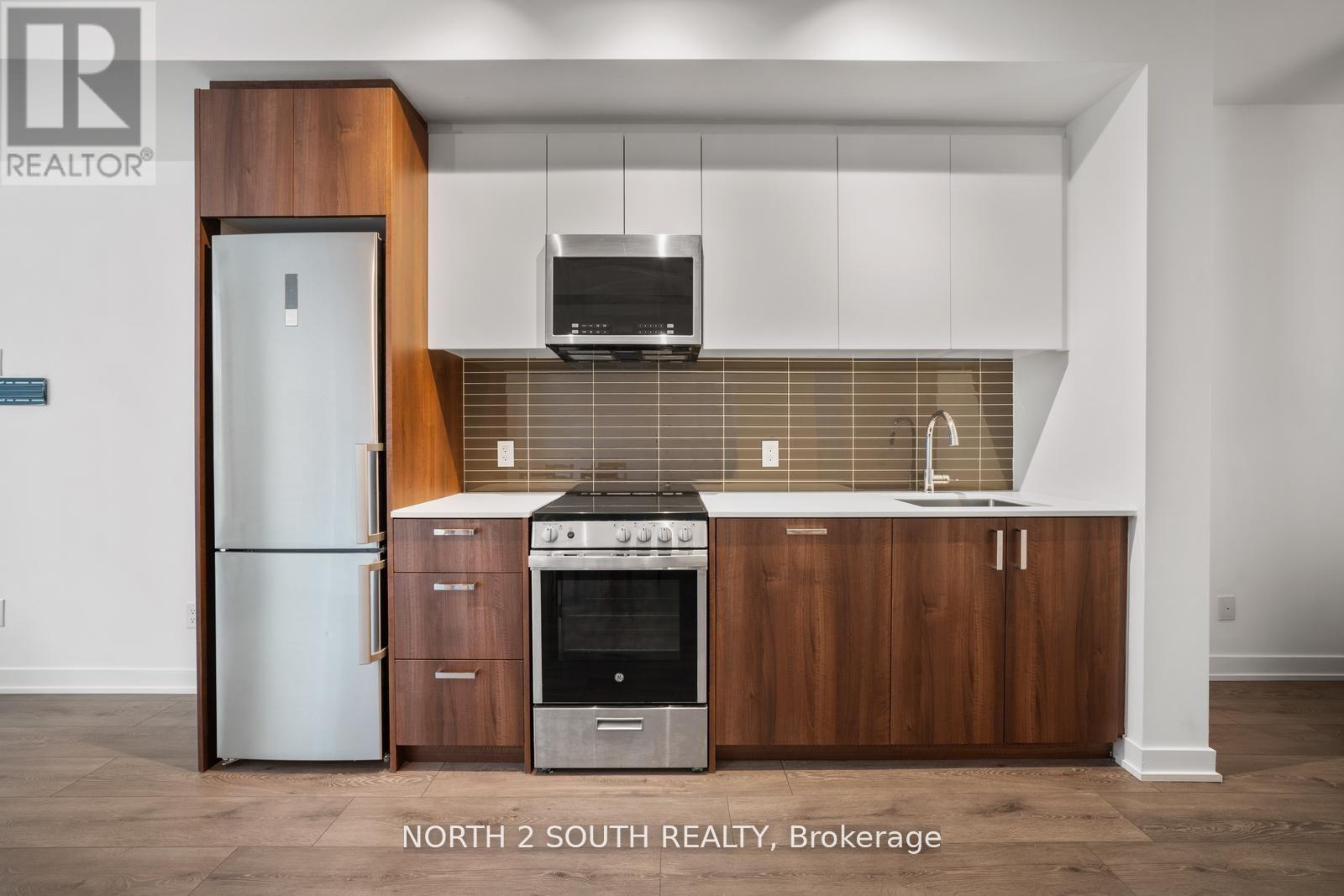 Apartment at 213 - 1787 ST CLAIR AVENUE W, Toronto (Weston-Pellam Park)