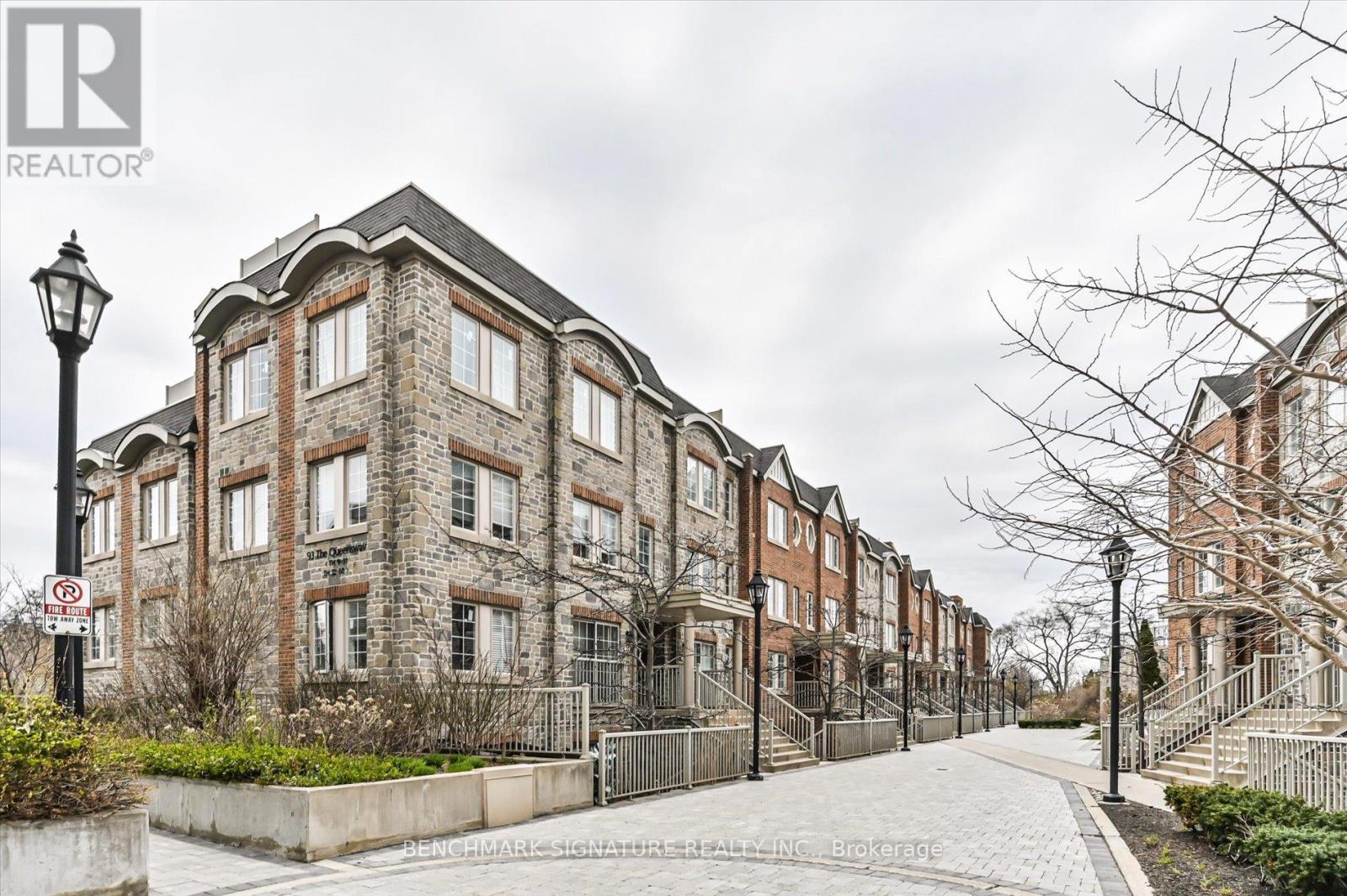 Townhouse at TH40 - 93 THE QUEENSWAY AVENUE, Toronto (High Park-Swansea)