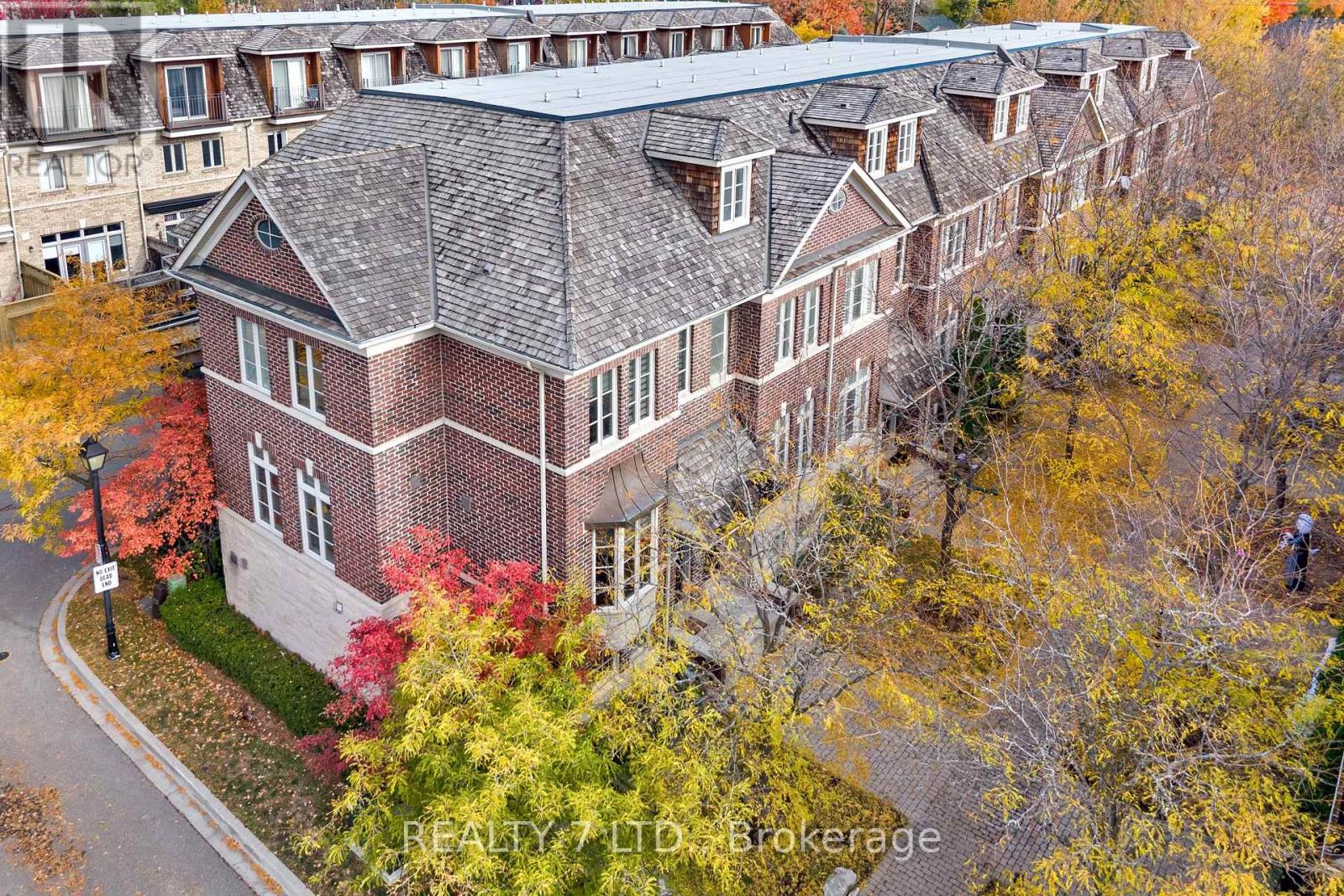 Townhouse at 44 FURROW LANE, Toronto (Islington-City Centre West)