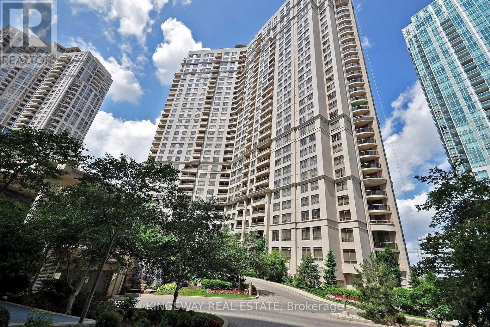 Apartment at 1227 - 3888 DUKE OF YORK BOULEVARD, Mississauga (City Centre)