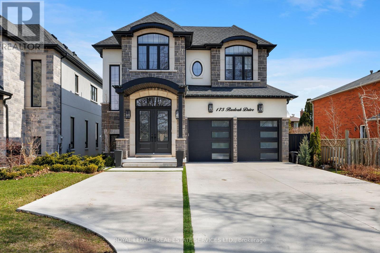 Detached at 175 BURLOAK DRIVE W, Oakville (BR Bronte)